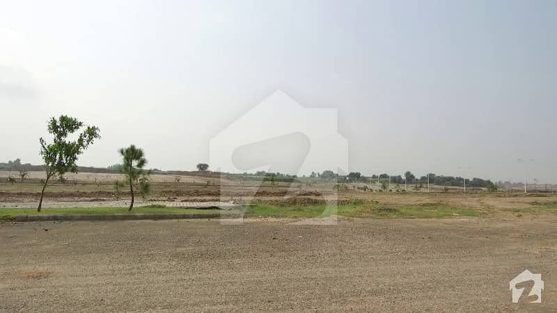 Corner Developed Farm House For Sale Extremely Ideal Location Farm House Best Chance For Investors