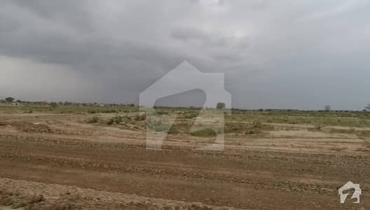 1 Kanal Plot 150Feet Road for Sale 1 Kanal Plot 150Feet Road for Sale