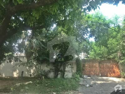 ایف ۔ 7 اسلام آباد میں 2.49 کنال رہائشی پلاٹ 19 کروڑ میں برائے فروخت۔ ایف ۔ 7 اسلام آباد میں 2.49 کنال رہائشی پلاٹ 19 کروڑ میں برائے فروخت۔
