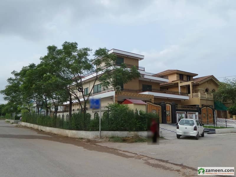 Ideally Located House in sector G11/4 Islamabad available for sale G