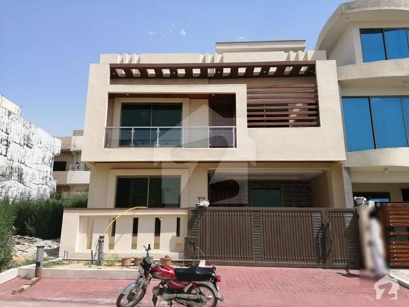 house for Sale 4 Marla in G13 Islamabad