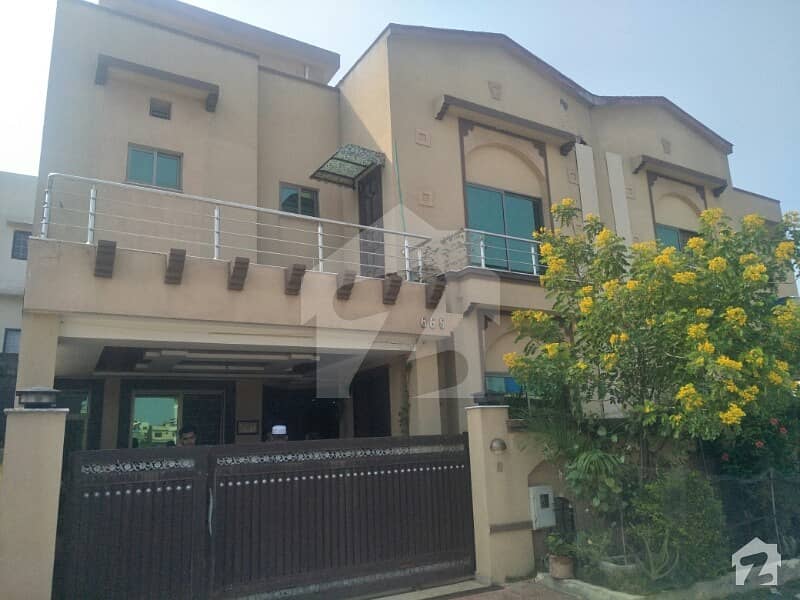 Usman Block Near Hub Commercial 7 Marla Ground Portion For Rent In Bahria Town Phase 8 Rawalpindi Islamabad