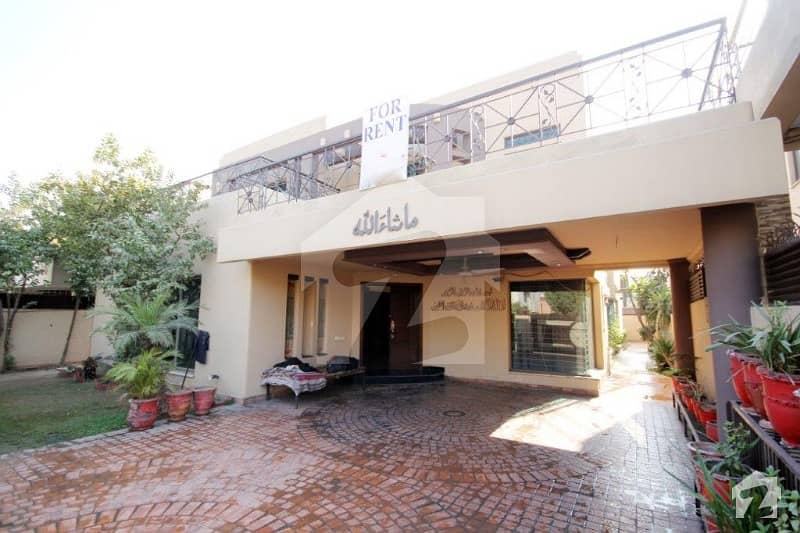 نارتھ ناظم آباد ۔ بلاک بی نارتھ ناظم آباد کراچی میں 7 کمروں کا 2 کنال مکان 2 لاکھ میں کرایہ پر دستیاب ہے۔