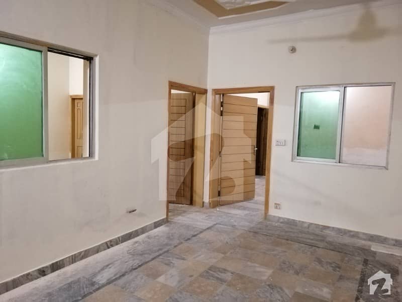 آئیڈیل ہومز سوسائٹی راولپنڈی میں 2 کمروں کا 5 مرلہ زیریں پورشن 15 ہزار میں کرایہ پر دستیاب ہے۔