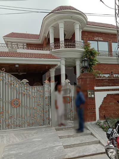 1 Kanal Spanish Design Bungalow For Rent In Dha Phase 4 Block Bb 1 Kanal Spanish Design Bungalow For Rent In Dha Phase 4 Block Bb