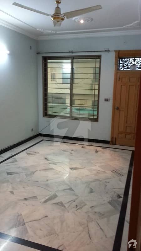 25x40 Upper Portion For Rent In G-13