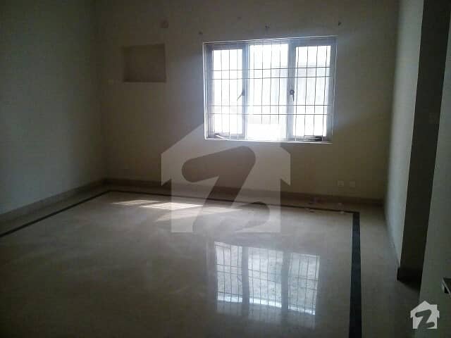1-Kanal 2-BedRoom's Beautiful   Lower Portion For Rent.