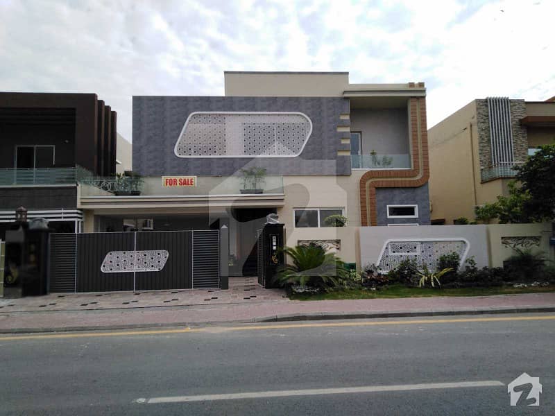 1 Kanal Semi Furnished Brand New Luxurious House With Full Basement On 80 Ft Road Main Boulevard