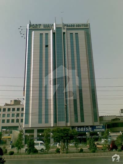 فخری ٹریڈ سنٹر شاہراہِ لیاقت کراچی میں 0.24 مرلہ دفتر 44 ہزار میں کرایہ پر دستیاب ہے۔