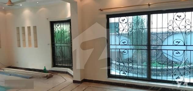 Hot Deal 1 Kanal Beautiful Bungalow Available For Rent In Dha Phase 4 Block Dd Hot Deal 1 Kanal Beautiful Bungalow Available For Rent In Dha Phase 4 Block Dd