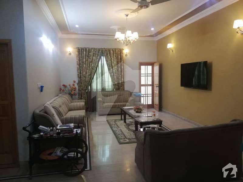 سکیم 33 کراچی میں 4 کمروں کا 16 مرلہ مکان 3.5 کروڑ میں برائے فروخت۔