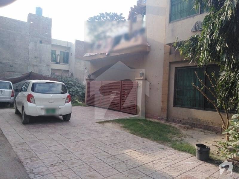 7 Marla Well Maintained House Is Available For Sale Johar Town Phase 2 Block J, Johar Town