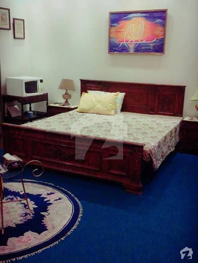 Fully Furnished 600 Sq/Ft Room For Female With Separate Entrance And Car Parking