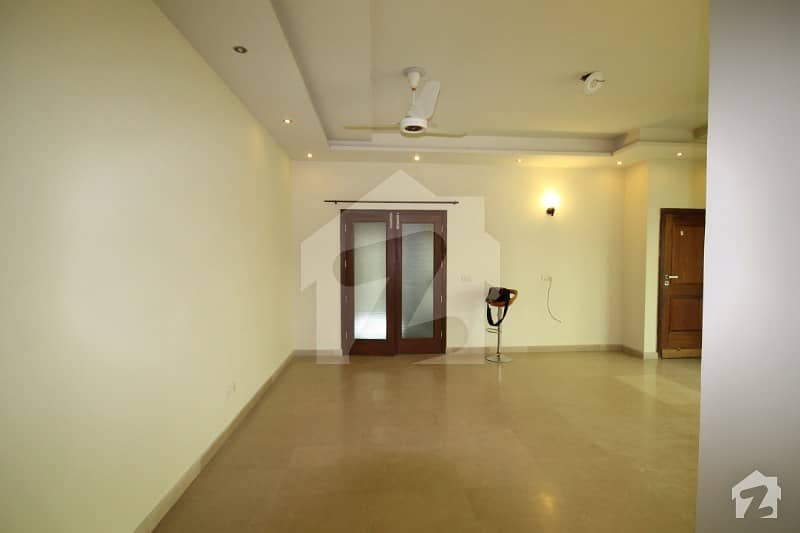 1 Kanal Upper Portion For Rent In Dha Phase 5 Prime Location Neat To Park