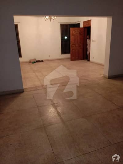 1 Kanal Full Bungalow For Rent In Dha Phase 4 Block AA 1 Kanal Full Bungalow For Rent In Dha Phase 4 Block AA