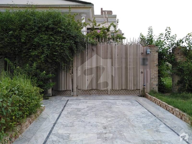 Good Location House Available For Rent Good Location House Available For Rent