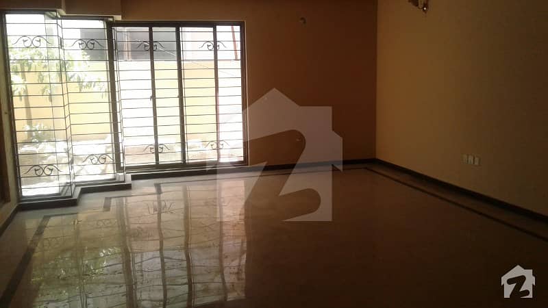 5 Beds 1 Kanal Hot Location Bungalow For Rent In Dha Lahore