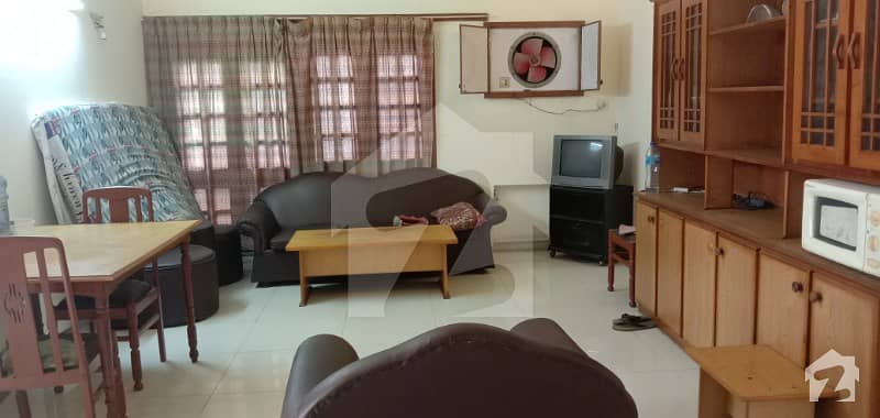 One Bed Fully Furnished Room For Rent In 1 Kanal House