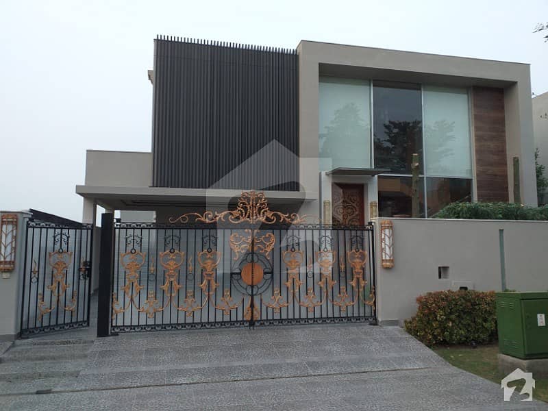 1 Kanal Brand New Luxury Modern Style Bungalow For Sale