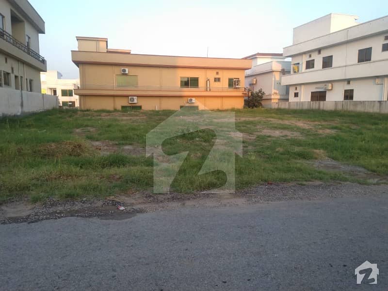 Height Location 800 Sq. yard  Sector B1 Available Plot For Sale Phase 1