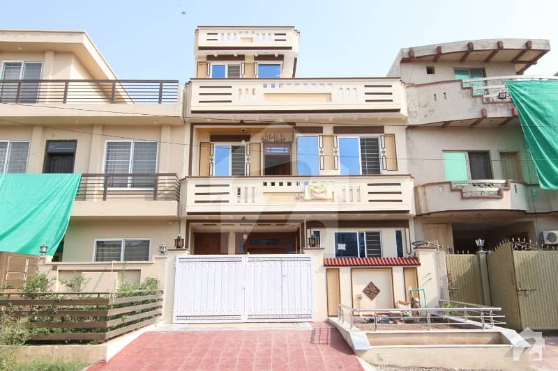 50 Feet Street House For Sale In G 13