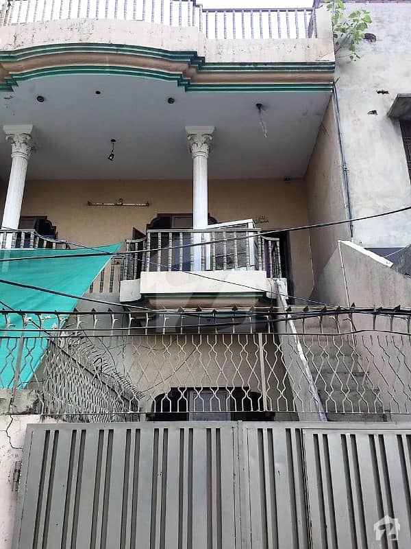 تاجپورہ لاہور میں 4 کمروں کا 6 مرلہ مکان 1.2 کروڑ میں برائے فروخت۔