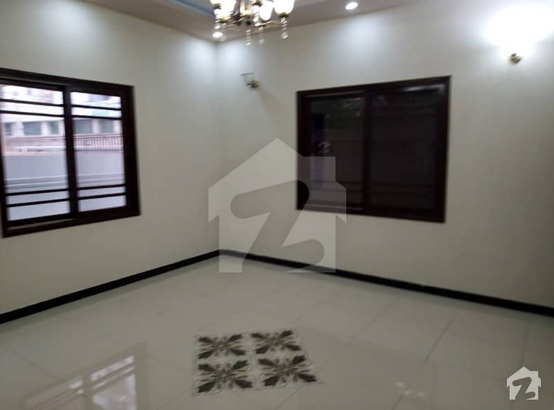 120 Sq Yd Triple Storey House For Sale