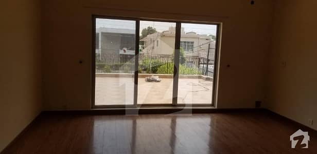 32 Marla 06 Bed Luxury General Fully Renovated Villa For Rent With Basement Near Park 32 Marla 06 Bed Luxury General Fully Renovated Villa For Rent With Basement Near Park