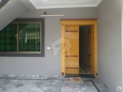 Here Is A Good Opportunity To Live In A Well-Build House Here Is A Good Opportunity To Live In A Well-Build House