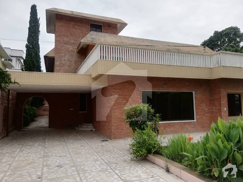 House Is Available For Rent F10, Islamabad ID18472930