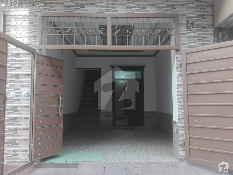گلشنِ راوی لاہور میں 3 کمروں کا 2 مرلہ مکان 90 لاکھ میں برائے فروخت۔