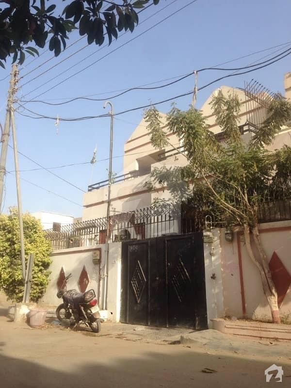 120 Sq Yard Single Story Corner House For Sale