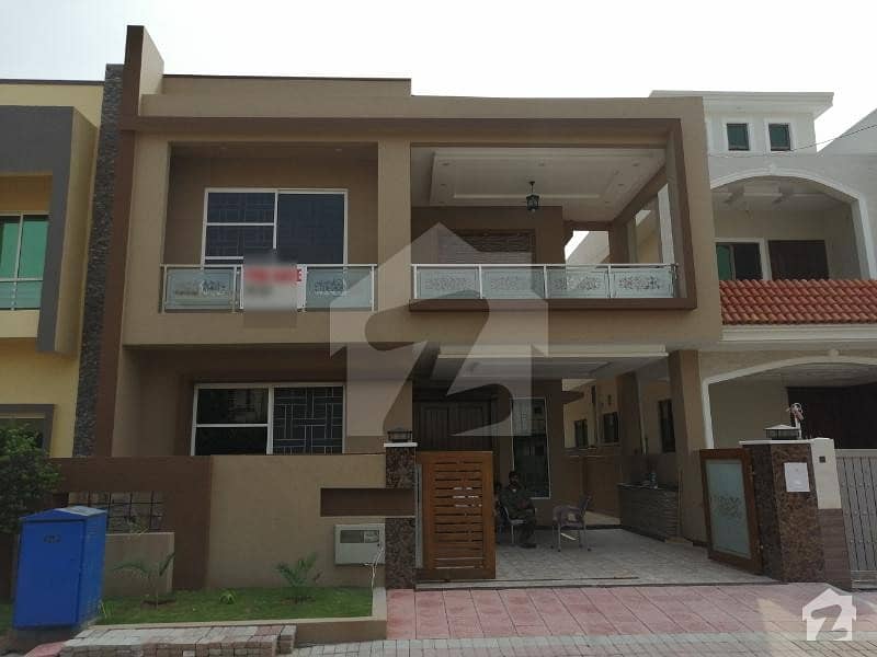 Prime Location 5 Beds Double Storey House For Sale In Bahria Town