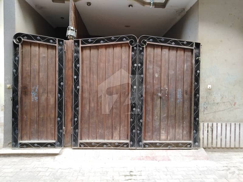 درمنگی ورسک روڈ پشاور میں 3 کمروں کا 5 مرلہ مکان 22 ہزار میں کرایہ پر دستیاب ہے۔