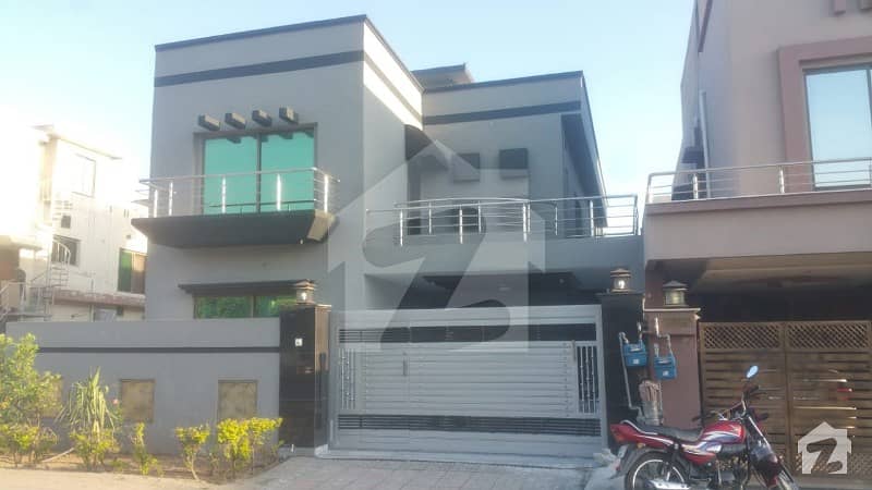 Prime Location 4 Beds Double Storey House For Sale In Bahria Town