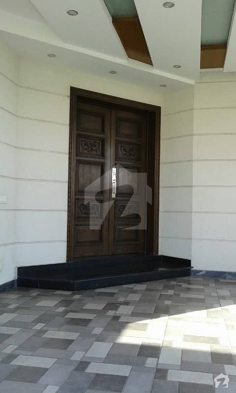 Near Jalal Sons  Gloria Jeans 10 Marla Dream House For Rent In Phase 5 Dha Lahore