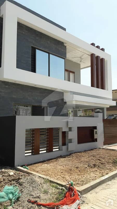 House Is Available For Sale Overseas Enclave Sector  2