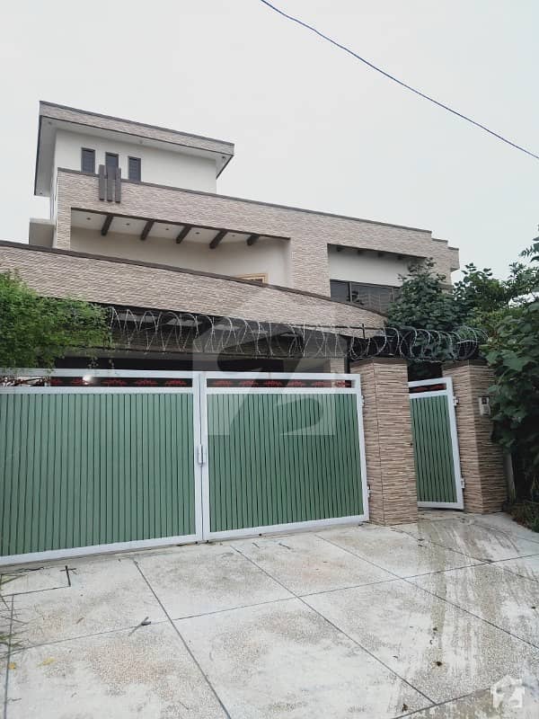 One Kanal House For Rent 02 Separate Portions