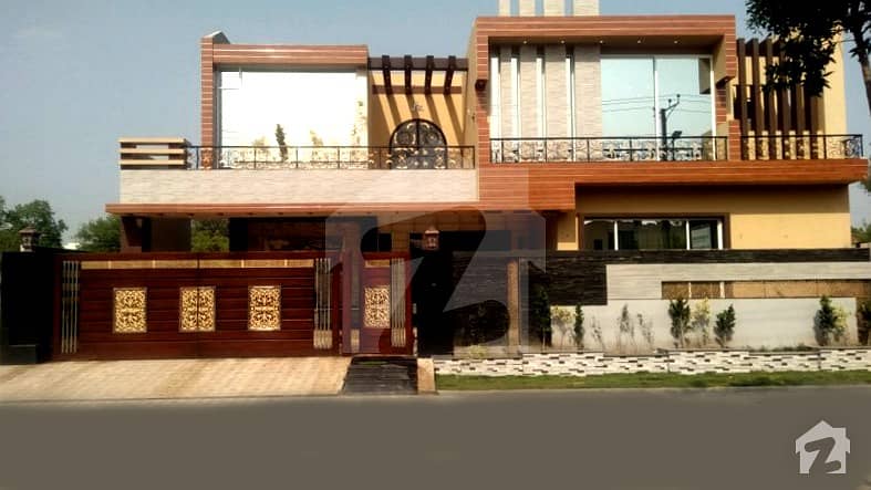 1 Kanal Brand New Designer House For Sale In Model Town K Block