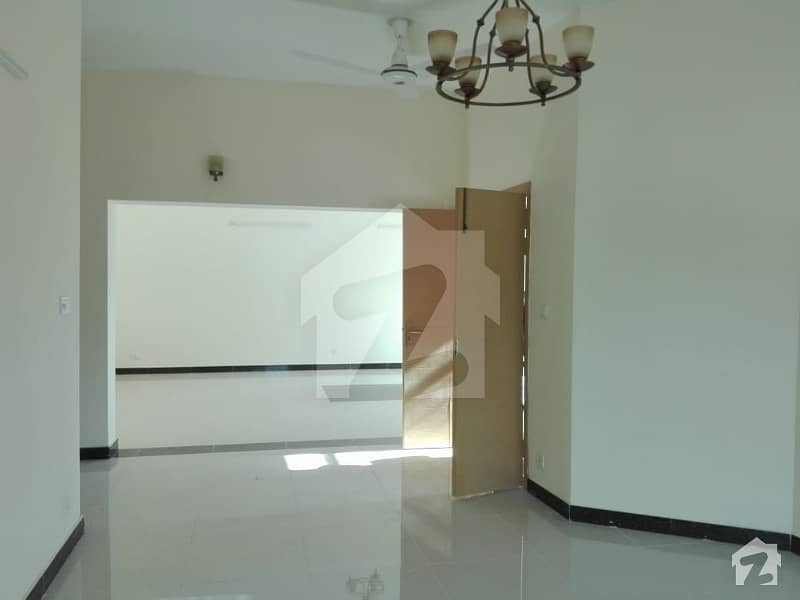House Is Available For Rent In Askari 7