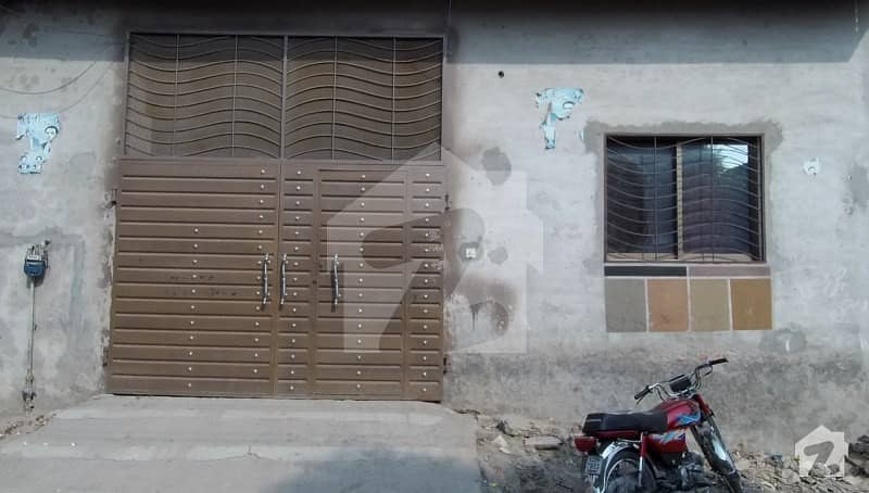 مین کینال بینک روڈ لاہور میں 4 کمروں کا 10 مرلہ مکان 1.25 کروڑ میں برائے فروخت۔