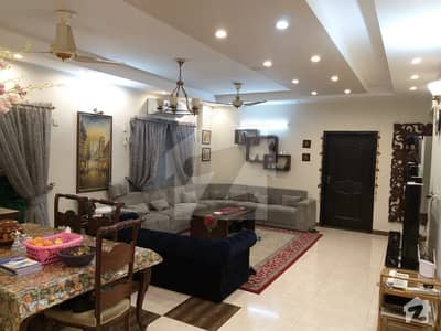 32 Building B Block 12 Marla 4 Bedroom Slightly Used 6th Floor Flat Open Side View 32 Building B Block 12 Marla 4 Bedroom Slightly Used 6th Floor Flat Open Side View