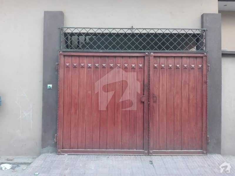 House Available For Sale In Gulistan Colony No 1