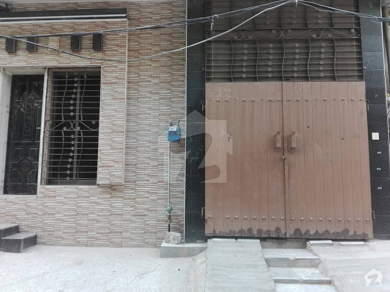 گلستان کالونی نمبر 1 فیصل آباد میں 3 کمروں کا 3 مرلہ مکان 75 لاکھ میں برائے فروخت۔