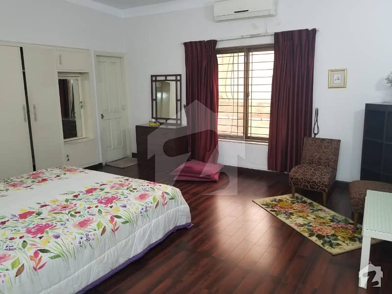 Fully Furnished 1 Kanal 2 Beds Upper Portion Available