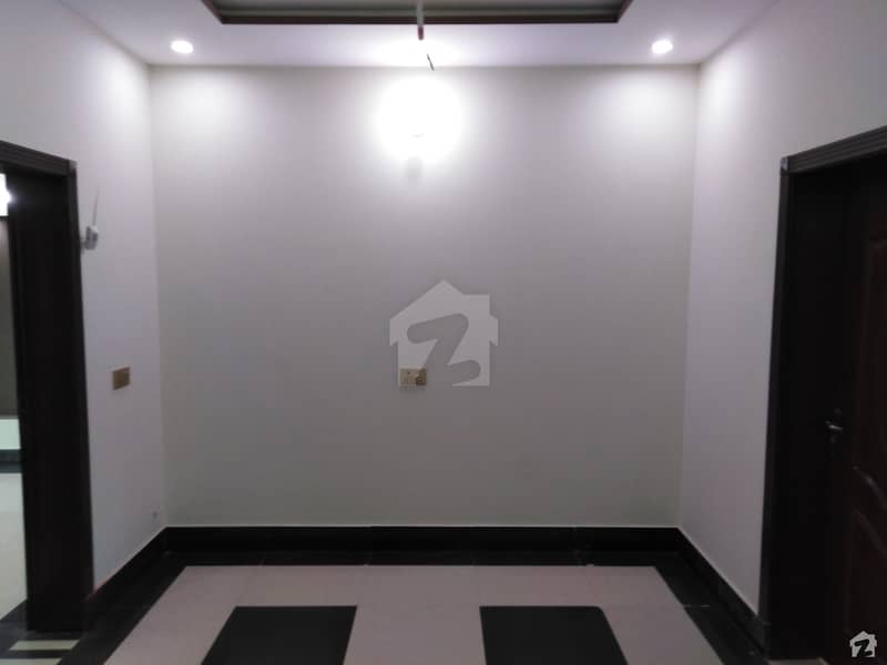 بحریہ ٹاؤن علی بلاک بحریہ ٹاؤن سیکٹر B بحریہ ٹاؤن لاہور میں 2 کمروں کا 5 مرلہ مکان 18 ہزار میں کرایہ پر دستیاب ہے۔