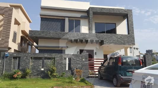 10 Marla Beautiful House With Basement In Bahria Town Phase 8