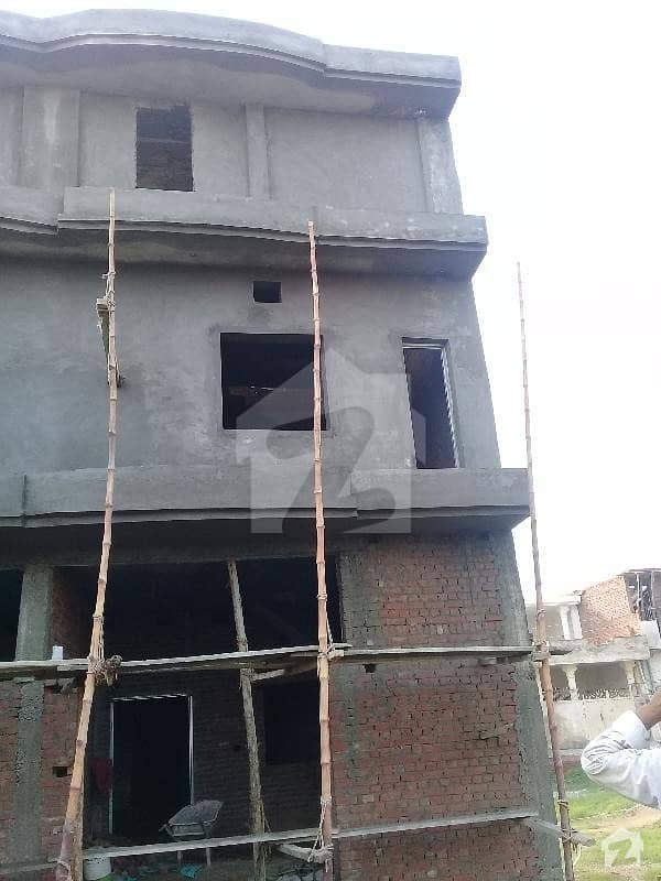 محمود آباد جہلم میں 2 کمروں کا 2 مرلہ مکان 20 لاکھ میں برائے فروخت۔