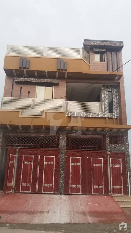 حیات آباد فیز 7 - ای5 حیات آباد فیز 7 حیات آباد پشاور میں 8 کمروں کا 5 مرلہ مکان 2.25 کروڑ میں برائے فروخت۔
