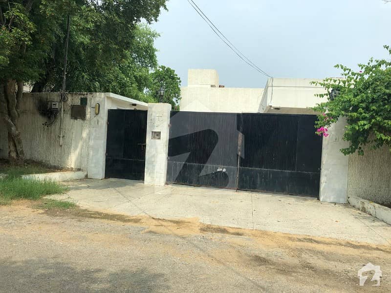 2200 Sq Yards Demolished Condition House For Sale Priced For An All Cash Deal